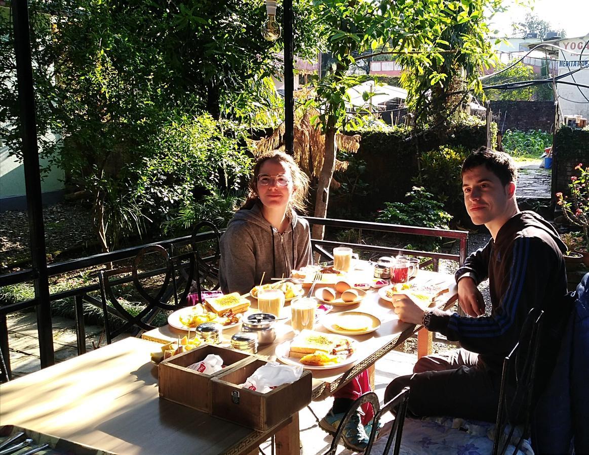 Yeti Guest House Pokhara Exterior photo