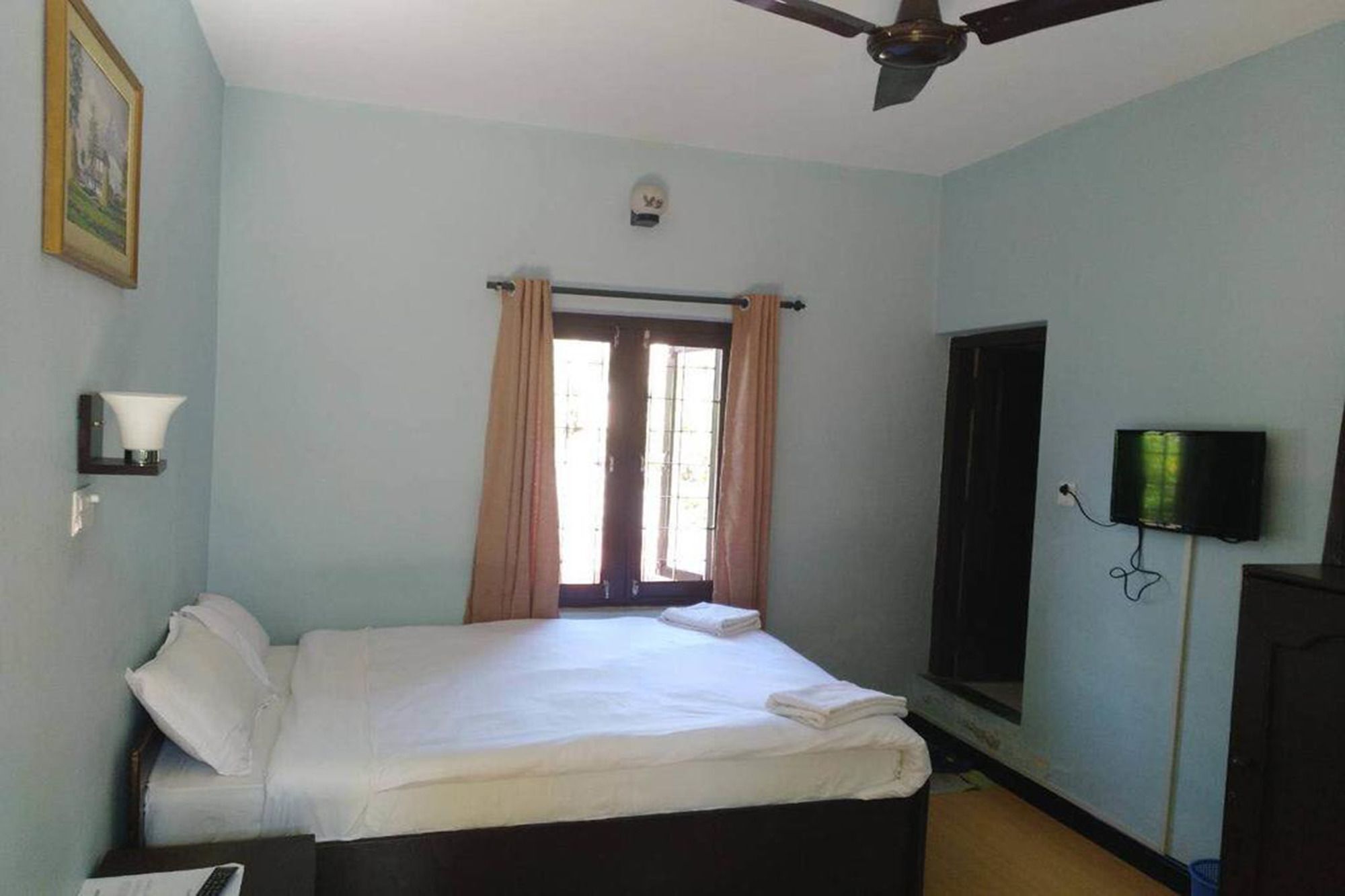 Yeti Guest House Pokhara Exterior photo