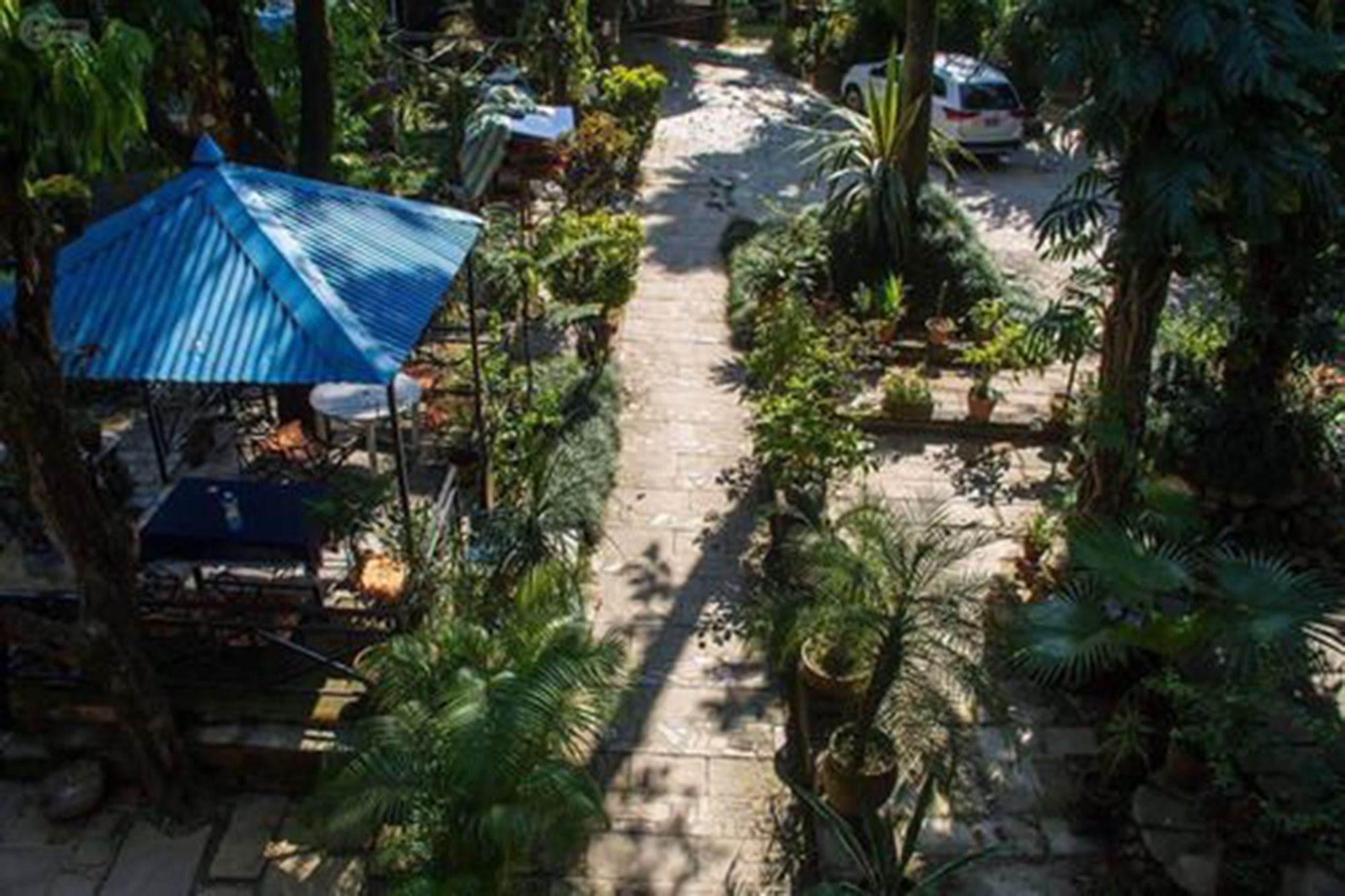 Yeti Guest House Pokhara Exterior photo