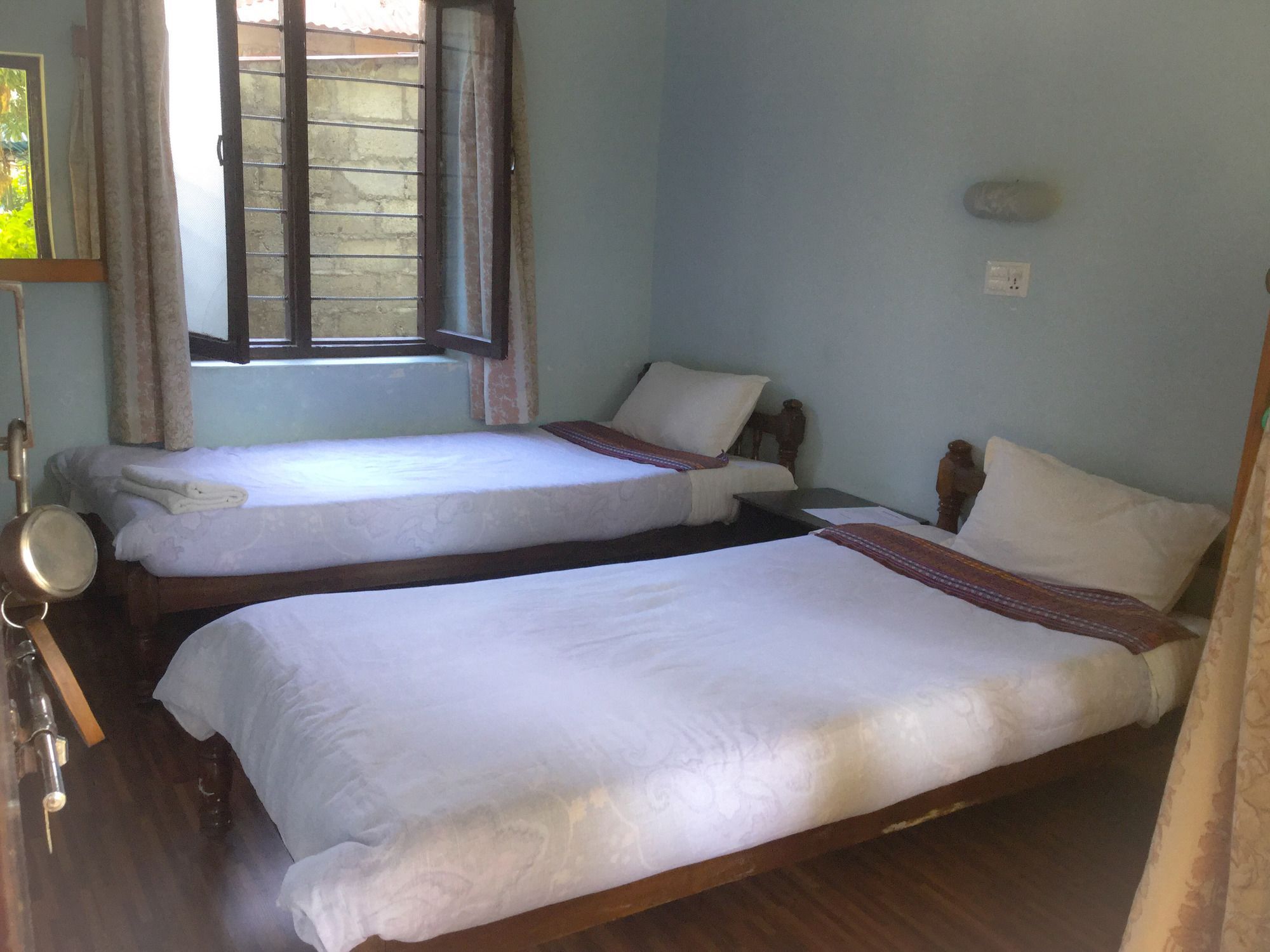 Yeti Guest House Pokhara Exterior photo